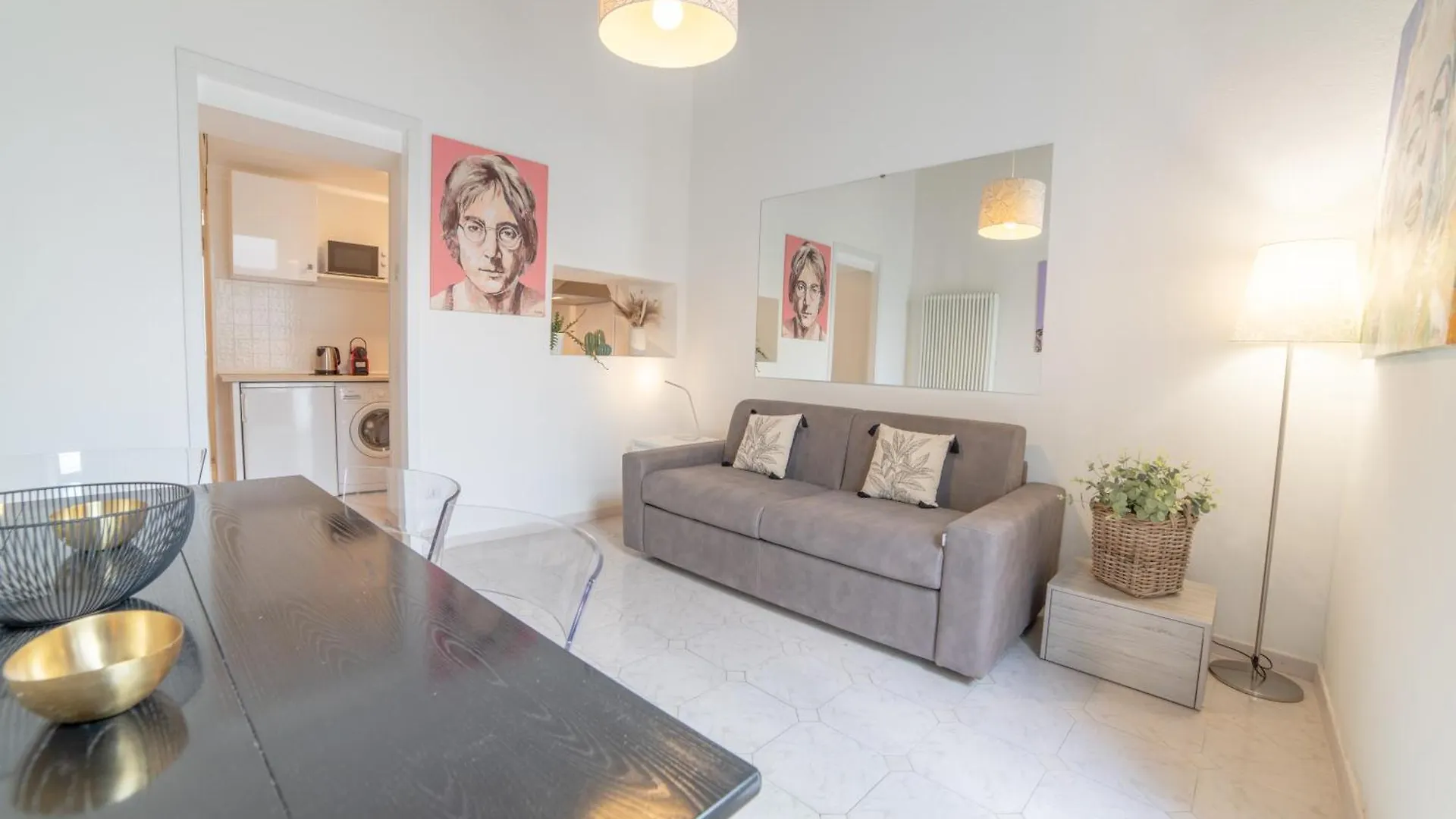 Apartament Marbo House Como 0*,